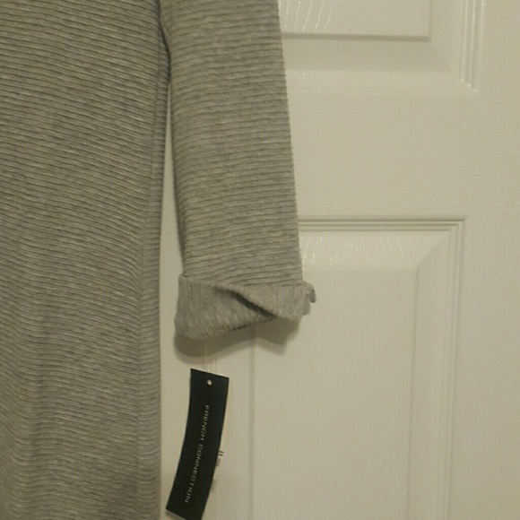 Dress - Picture 4 of 5